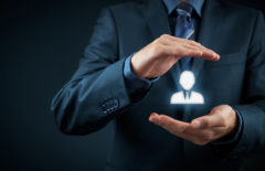 ¿Debe optar la empresa por un servicio de prevención ajeno?