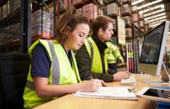 Operadores logísticos, un servicio externalizado cada vez mejor valorado