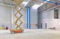 Qué tipos de transportadores verticales existen